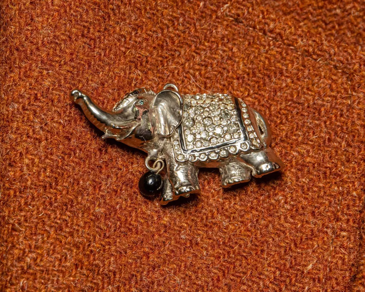 Anhänger Elefant b