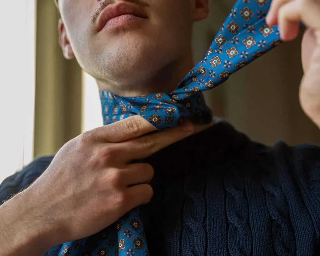 Auf ein Wort: Krawattenschal, Cravat und Ascot