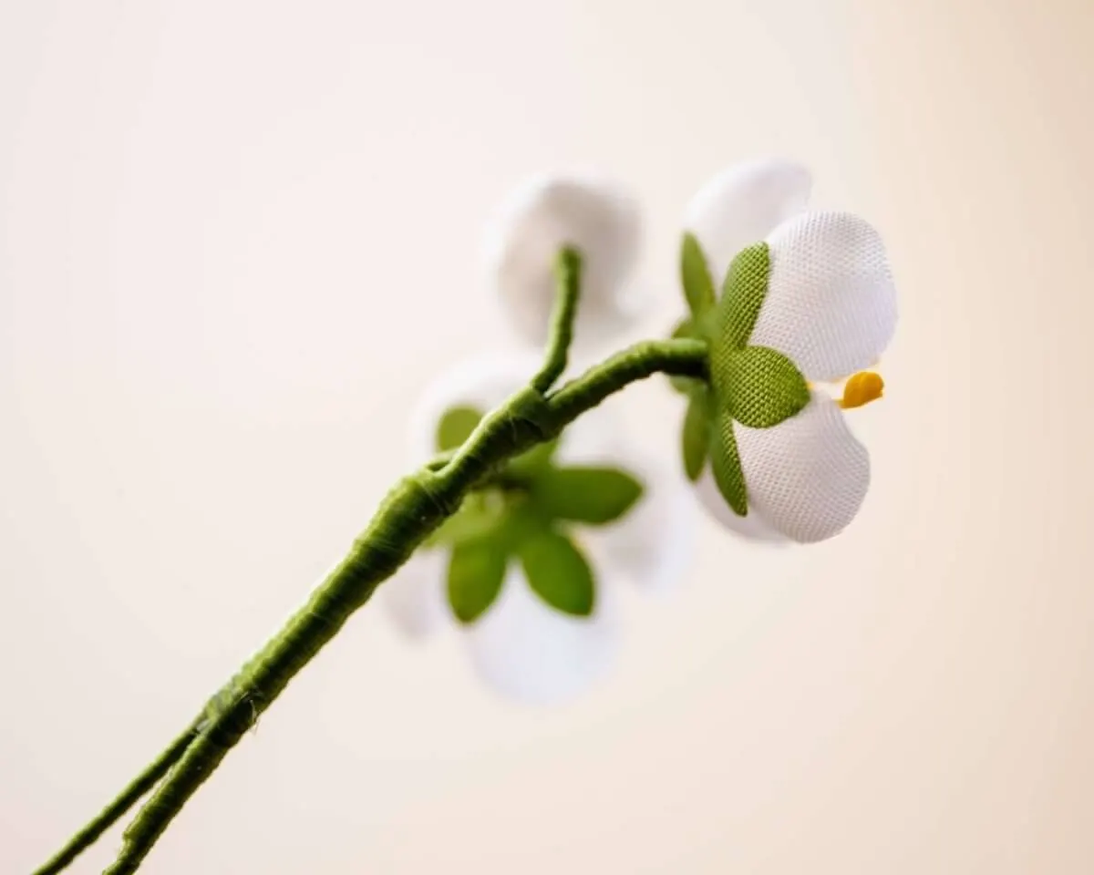 Boutonnière Kirschblüte Weiß 3er (jap. sakura) - Ansicht 3