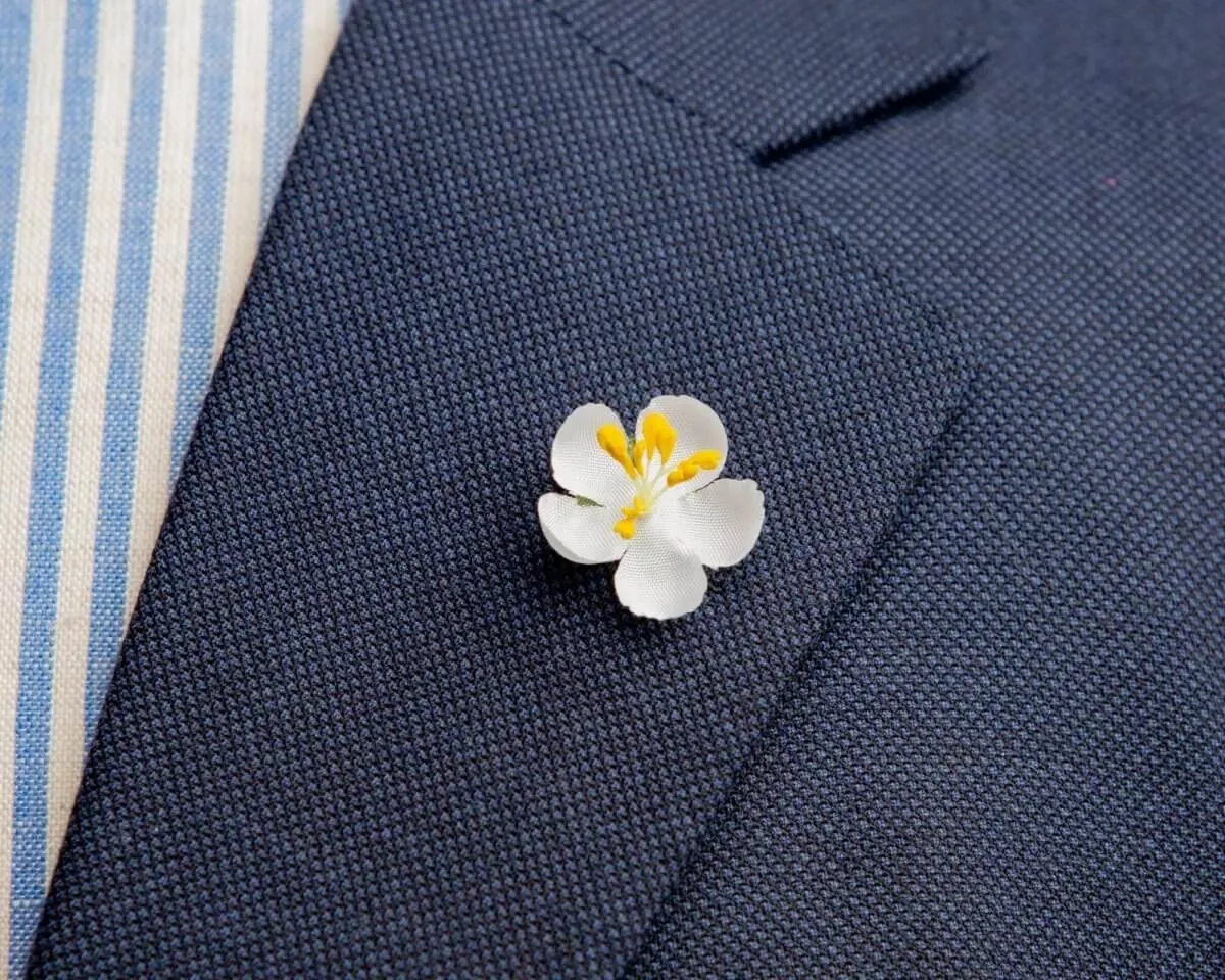 Boutonnière Kirschblüte Weiß Mini (jap. sakura)