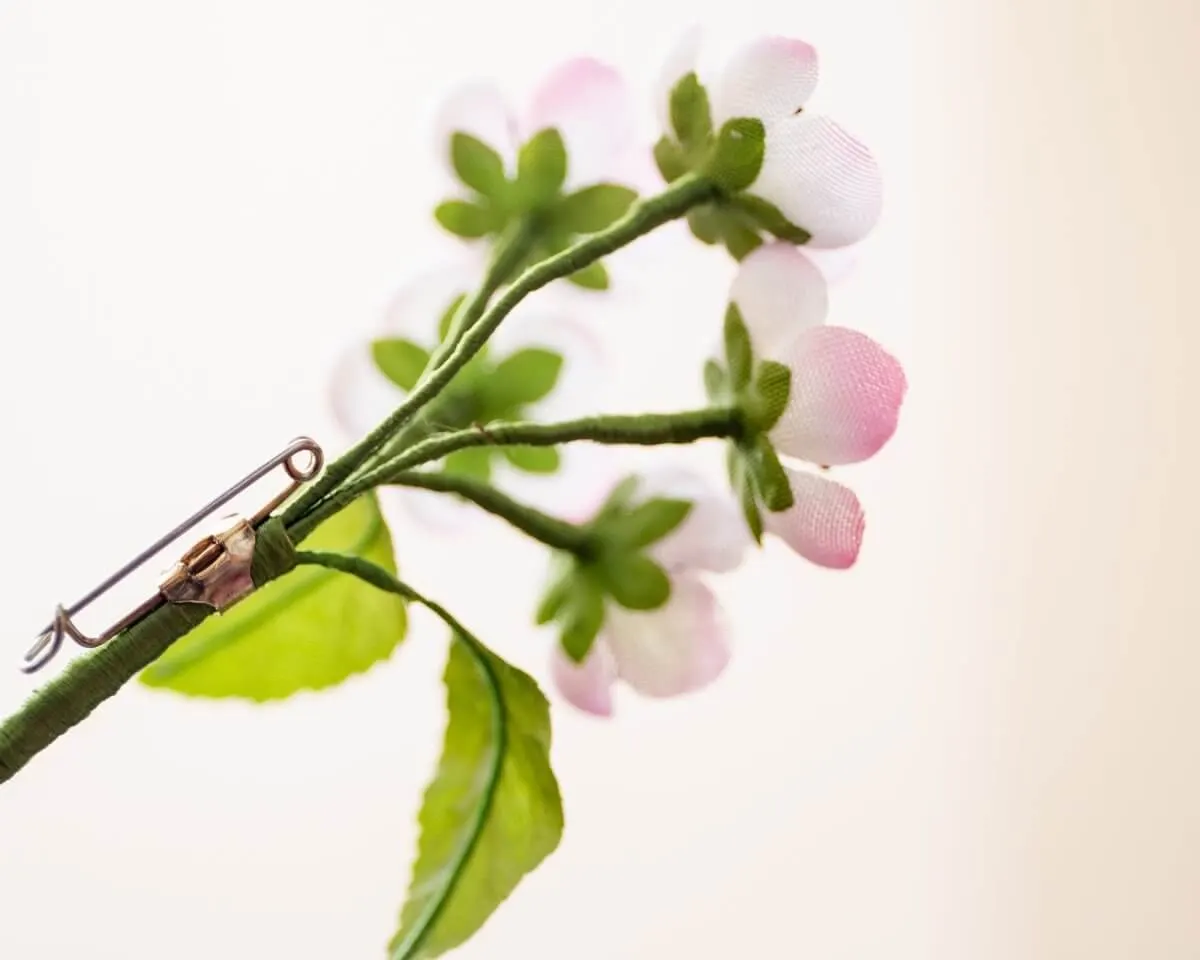 Boutonnière Kirschblüten Rosa-Weiß (Bouquet) - Ansicht 3