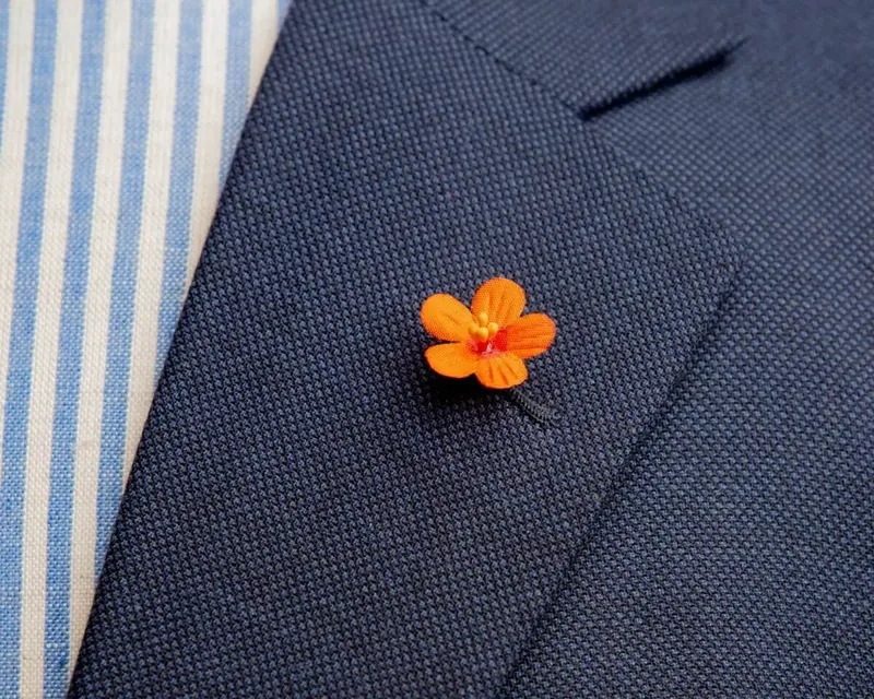 Boutonnière Acker Gauchheil Mini, Titelbild der Themenwelt Boutonnière Mini