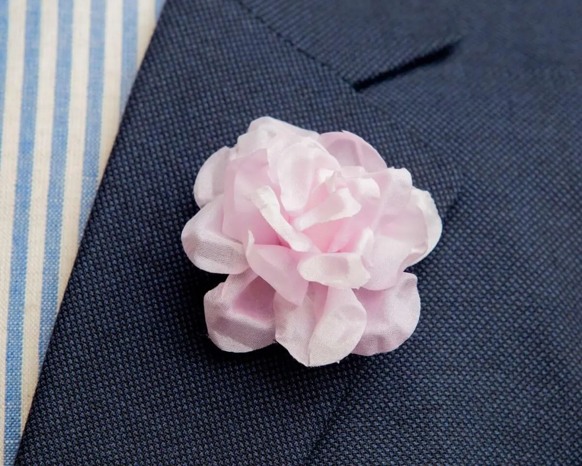 Boutonnière Rose Rosa (Rosa odorata)
