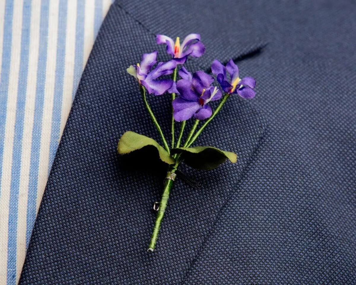 Boutonnière Veilchen Violett (Bouquet)