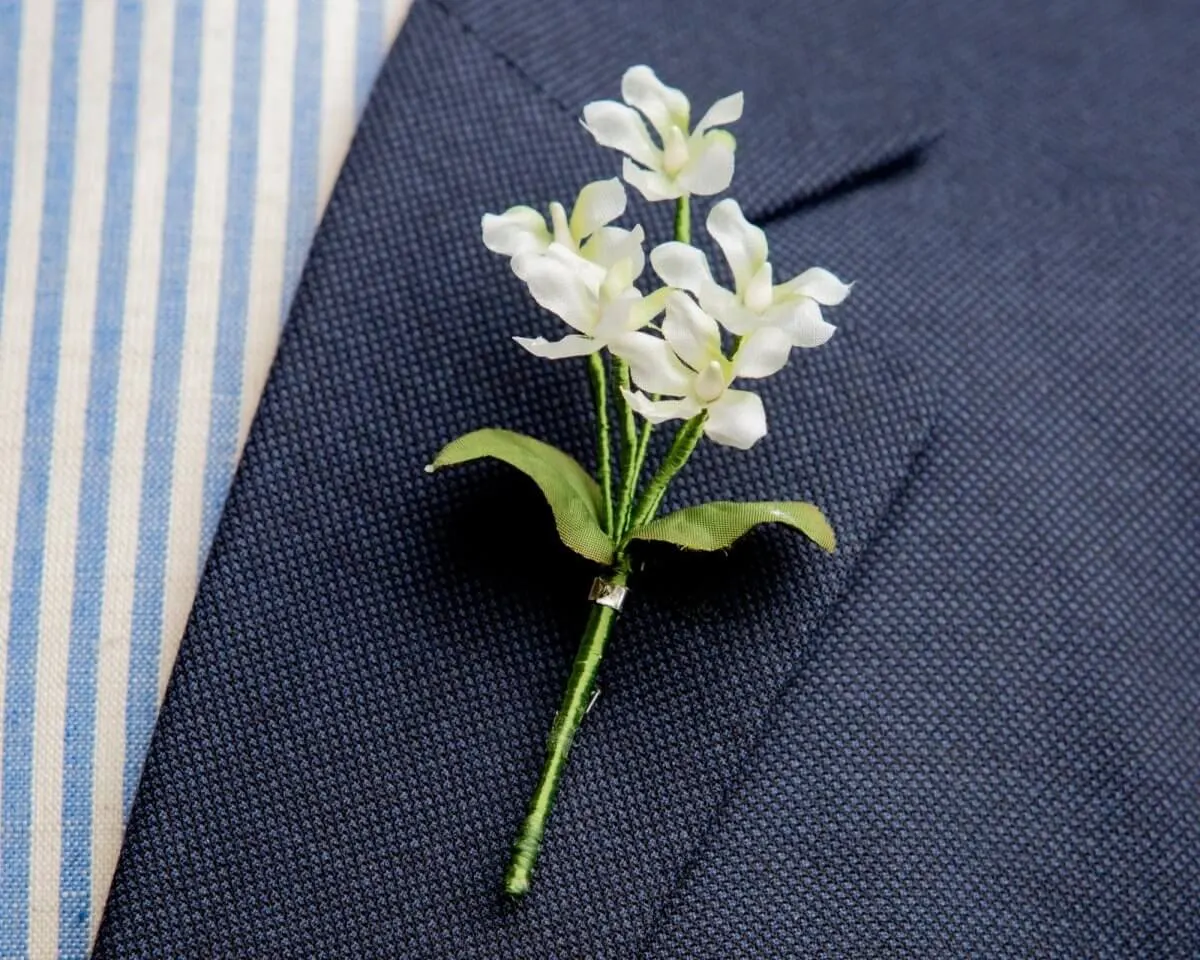 Boutonnière Veilchen Weiß (Bouquet)