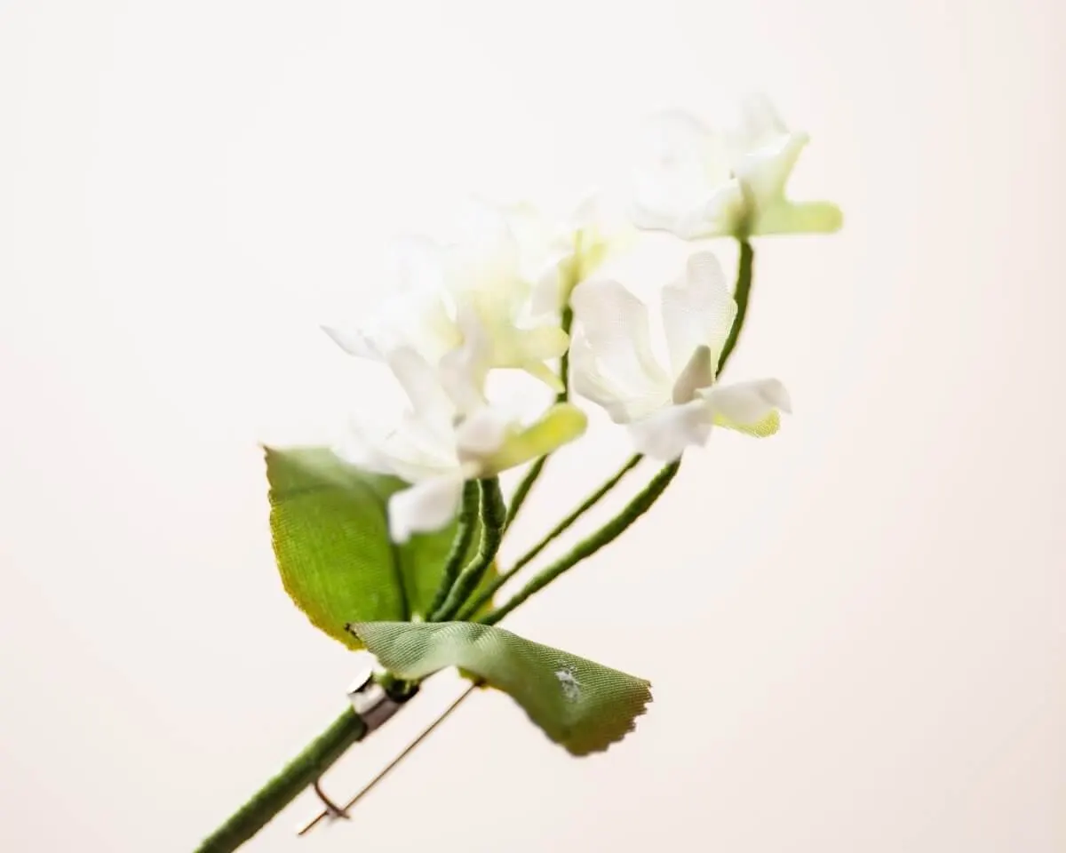 Boutonnière Veilchen Weiß (Bouquet) - Ansicht 2