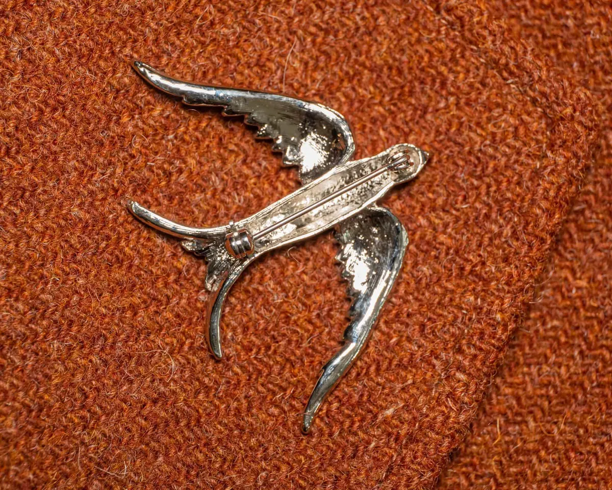 Brosche Schwalbe e - Ansicht 2