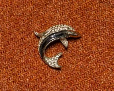 Brooch Dolphin d