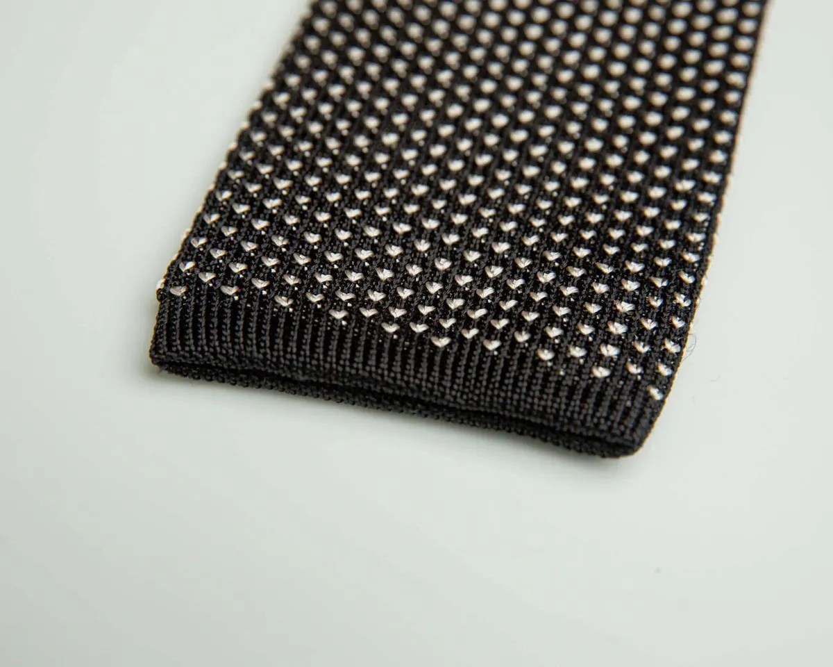 Strickkrawatte Puntino Nero / Perla - Ansicht 3