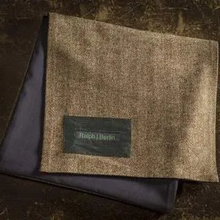 Men's scarf Shelley - representative image, shown here: Men's scarf Thimble